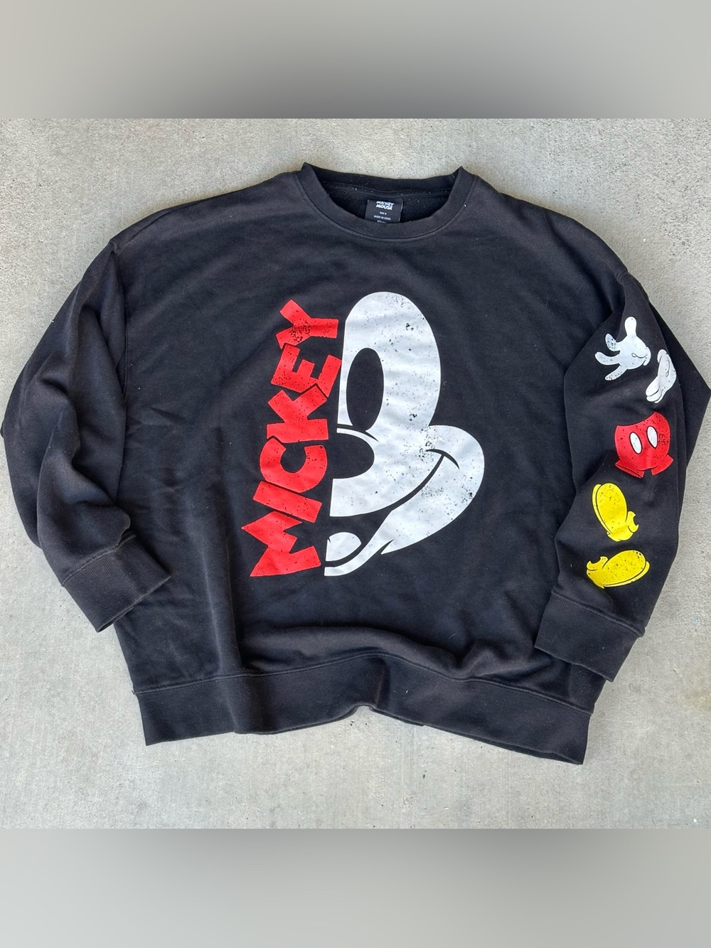 Disney Mickey Mouse Black Graphic Print Fleece Crewneck Pullover Sweatshirt Sz S